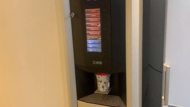 Köp kaffemaskin Jede på Klaravik.se смотреть онлайн