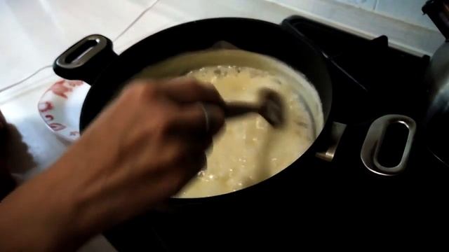 Сгущенное молоко/сгущенка смотреть онлайн