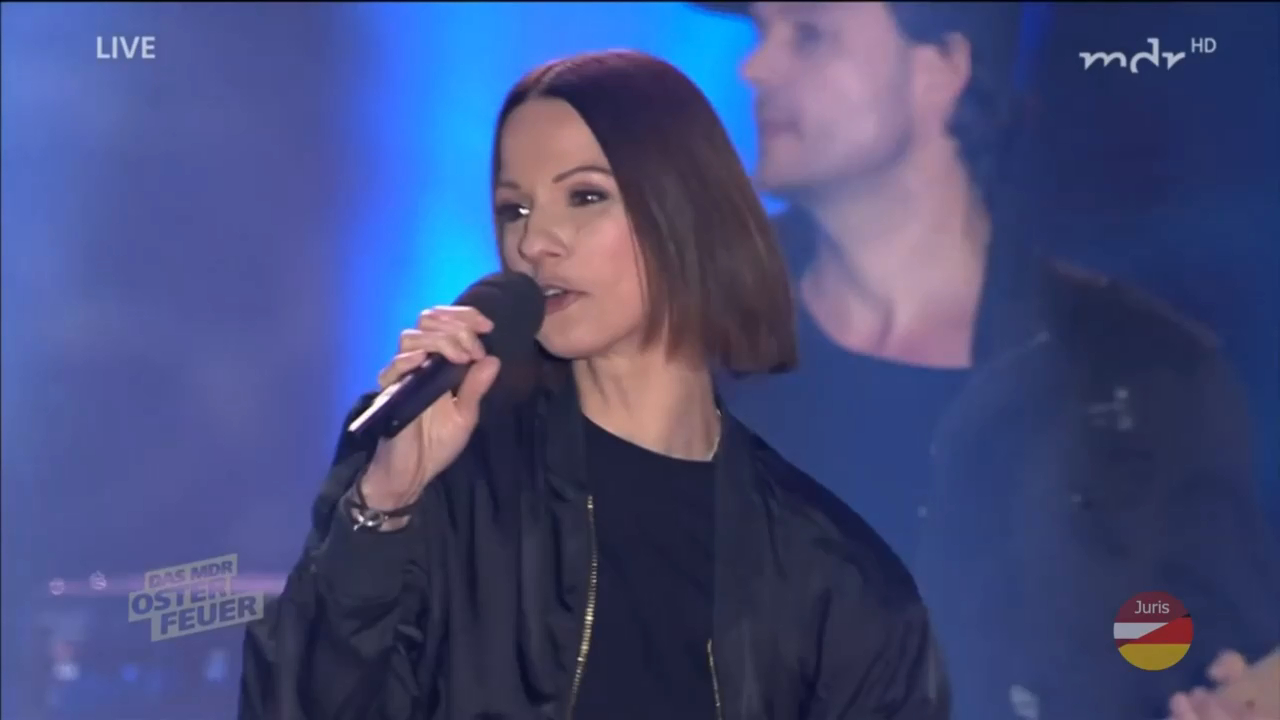 Christina Stürmer - Millionen Lichter (Das große MDR-Osterfeuer 20.04.2019) смотреть онлайн