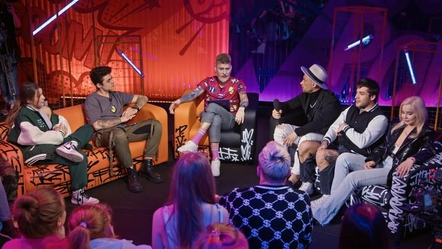 ХИЛМИ МСТИТ ЗА КАРЕЙКУ. Желудь vs Эмиль. Волик vs Хилми | PVP Арена смотреть онлайн