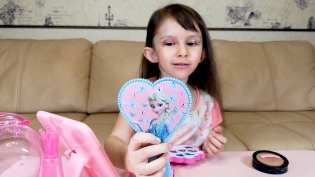 Макияж детской косметикой? смотреть онлайн