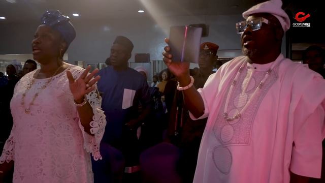 Amazing! Tope Alabi sings of God's glory during her 51th birthday thanksgiving. PART ONE смотреть онлайн