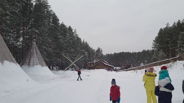 Экскурсия По Питомнику ХОЛЗАН Часть 1 / Сокол Балобан Летает На Вабило / Время Сокола смотреть онлайн