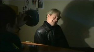 6 кадров - Допрос со светом