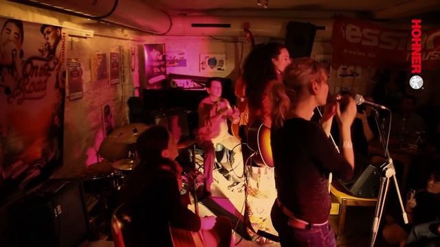 Magda Piskorczyk - HOHNER Guitar Sessions смотреть онлайн