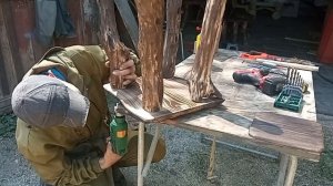 Табуретки из сучков. Садовая мебель из дерева своими руками. Лесная мебель.