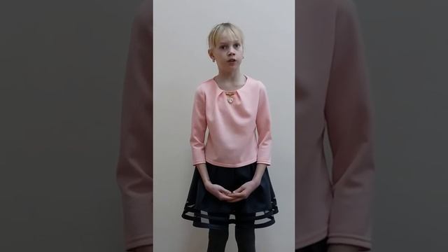 Стихотворение М.Ю.Лермонтова 《Парус》 смотреть онлайн