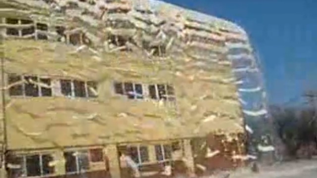 Не стой под крышей, прибьет смотреть онлайн