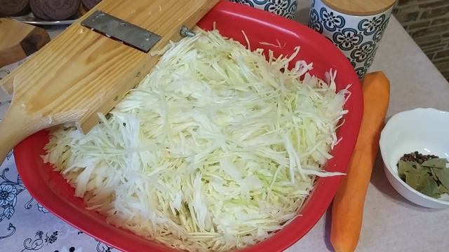 #ЭКОНОМНОЕ_МЕНЮ??ЧТО МЫ ЕДИМ??КВАШУ КАПУСТУ смотреть онлайн