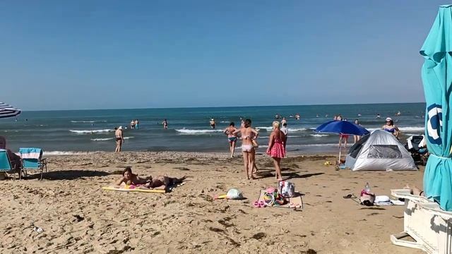 Анапа. Погода наладилась и радует. Море шикарное. Пляж Джемете. 30 июля 2023. 9 утра. смотреть онлайн