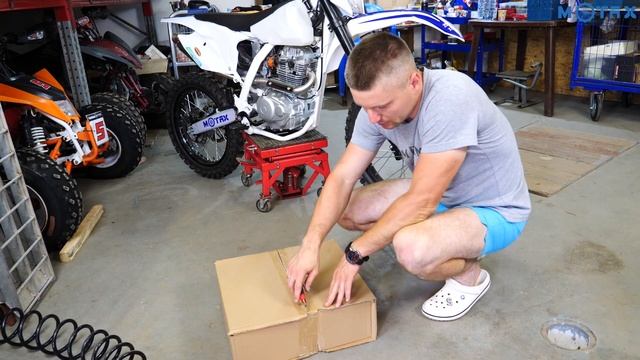 Сборка Кроссового Мотоцикла Motax XR 250 с воздушным охлаждением смотреть онлайн