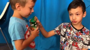 Давид ВСЕ Портит! Что СЛУЧИЛОСЬ с Едой Артура? Для детей Video for Kids