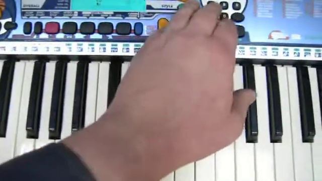 Yamaha PSR 140 смотреть онлайн