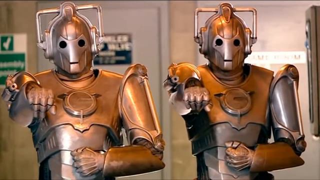 Киберлюди против Далеков смотреть онлайн