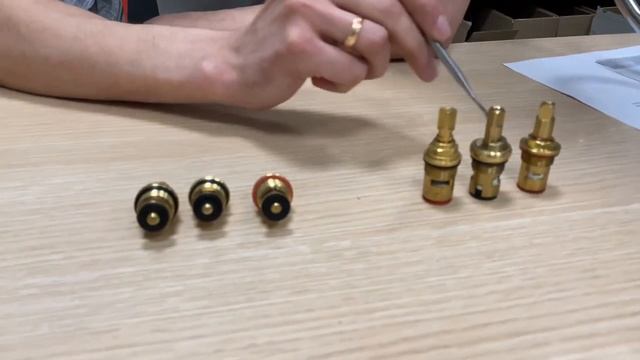 Про кран-буксы. Видео  2. Советские кран-буксы с метрической резьбой.