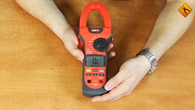 UNI-T UT208 AC/DC Digital Clamp Meter смотреть онлайн