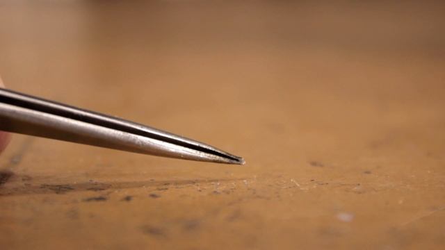 Пинцеты из Китая за 40 долларов смотреть онлайн