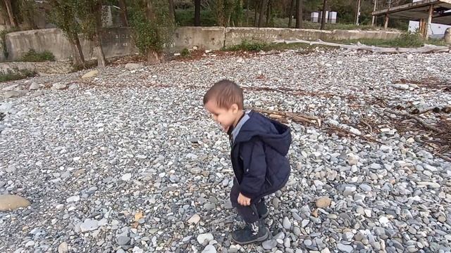 Лазаревское 2023: прогулка к морю на закате - отдых НА БЕРЕГУ МОРЯ смотреть онлайн