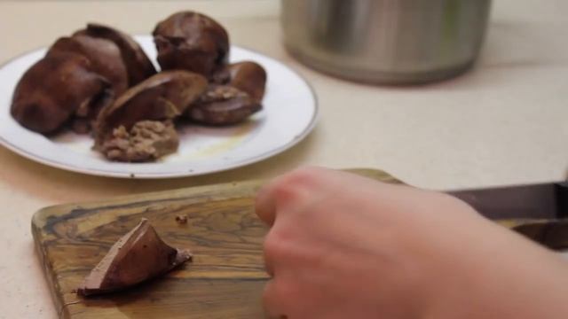 Салат ОБЖОРКА с печенью/ Салат из печени/ Готовлю с любовью смотреть онлайн