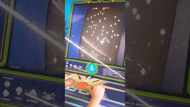 Retro Arcade Adventure! смотреть онлайн