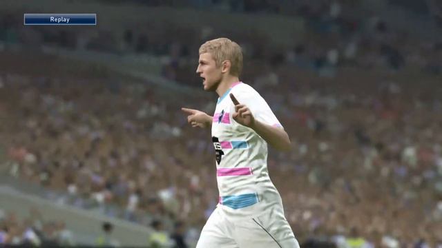 AN EVENING on PES 2016 Exhibition Matches смотреть онлайн