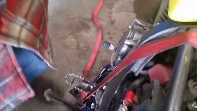 Drz250 backfire, poor idle. смотреть онлайн
