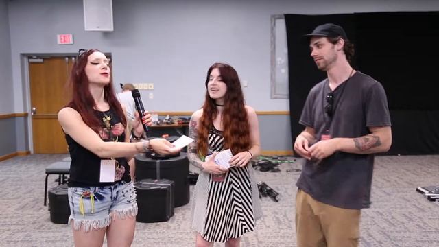 Nikki interviews the winner/This/Battle of the Bands/WoodLawn Fire Hall/Buffalo, NY смотреть онлайн