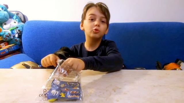 ХЕЛЛОУ КИТТИ И ПОКЕМОНЫ Хэппи Мил Макдональдс ОКТЯБРЬ 2017 Hello Kitty POKEMON McDonald's Happy Meal смотреть онлайн