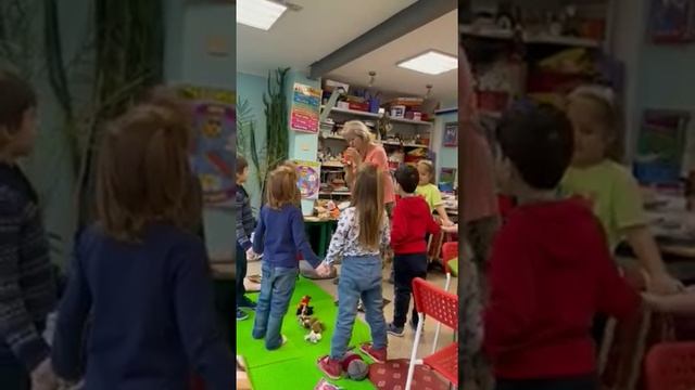 Дисциплина на уроке в группе с малышами. Обработка кейса. смотреть онлайн