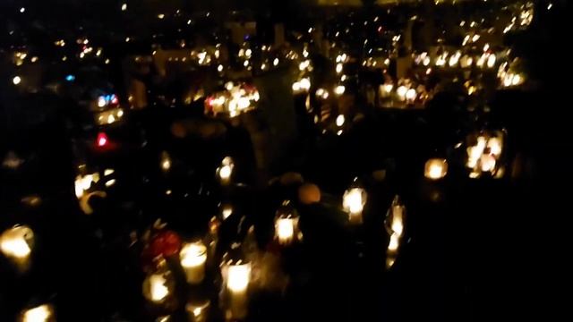 Wszystkich Świętych w Polsce All Saints in Poland Всех Святых в Польше Day of the Dead at night смотреть онлайн