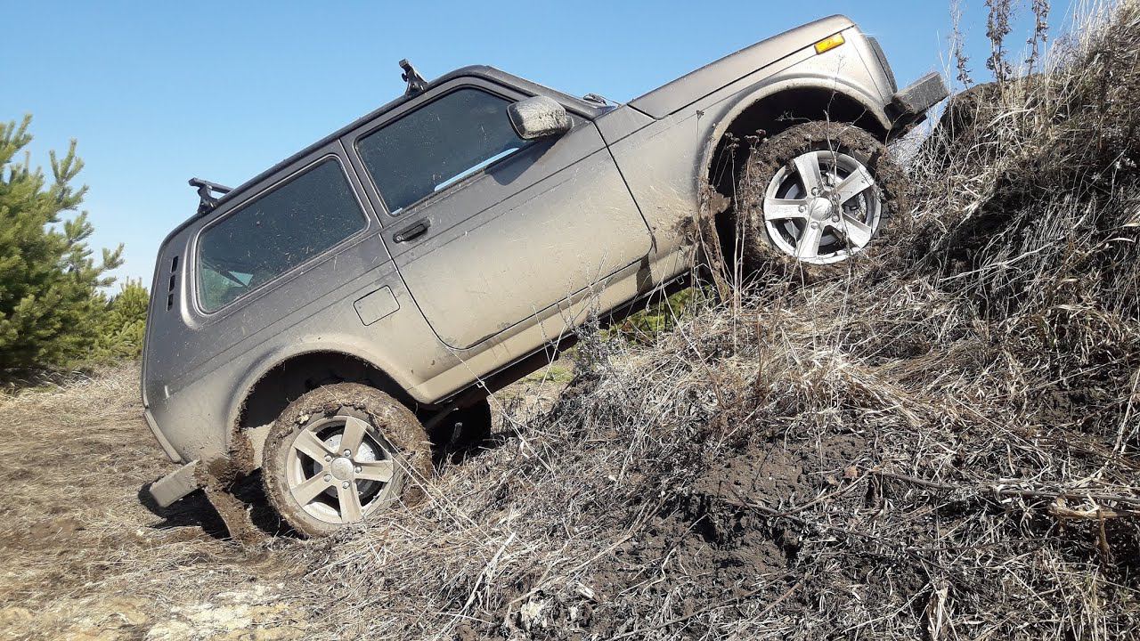 Обзор обновленной Лада 4х4 2020. Нива с новой панелью смотреть онлайн