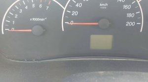 Лада Приора не едет .Отказала педаль Газа.Е Газ.