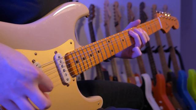 The Most BEAUTIFUL Fender Stratocaster I've Seen | 60th Anniversary Classic Player Stratocaster смотреть онлайн