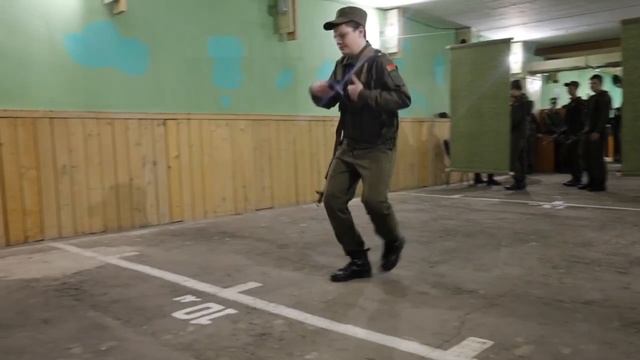 Военнослужащие войсковой части 6713 провели очередные занятия ребятами из "Зубр"а смотреть онлайн