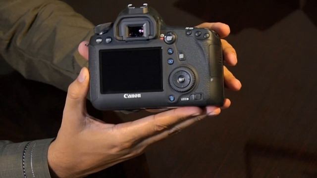 Canon EOS 6D | Unboxing | Urdu/Hindi | Hashmi Photos смотреть онлайн