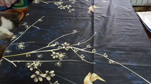 Эта ткань поражает своей красотой/ Посылка с 1 Метра ткани/ Богатые комплекты постельного белья! смотреть онлайн