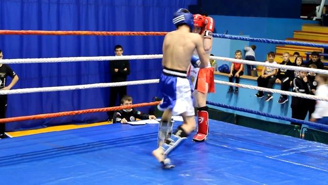 Отказ секунданта! Малозёмов Богдан - Хуснутдинов Ислам. Кикбоксинг фулл-контакт с лоу-киком. смотреть онлайн