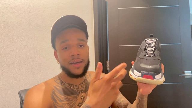 Balenciaga Triple S Sneaker : Worth $1000? смотреть онлайн