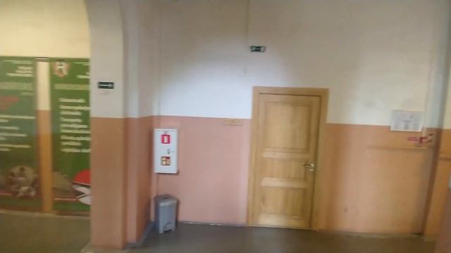 Не был в техникум 33 года после получения диплома. Вот, зашёл. (РИП сегодня.) смотреть онлайн