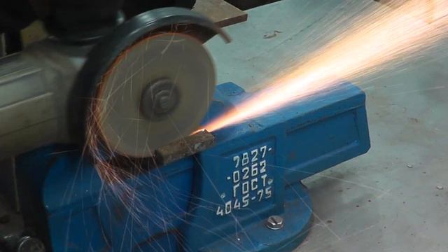 Не покупайте ЭТУ китайскую стойку для болгарки! Доработка магазинной стойки ушм смотреть онлайн