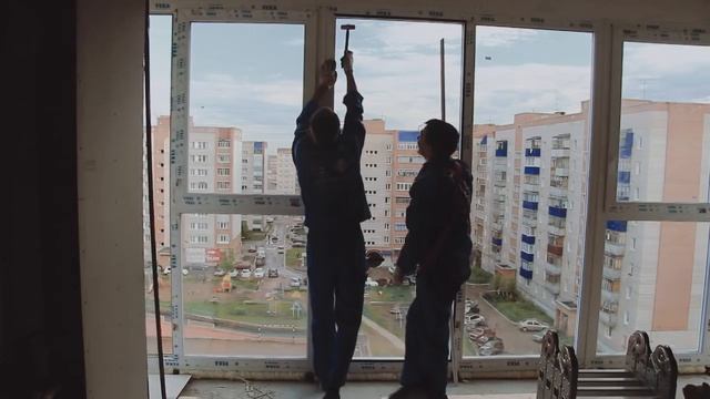 Остекление лоджий в двухэтажной квартире Панорамные окна VEKA на объединенном с комнатой балконе 窗口 смотреть онлайн