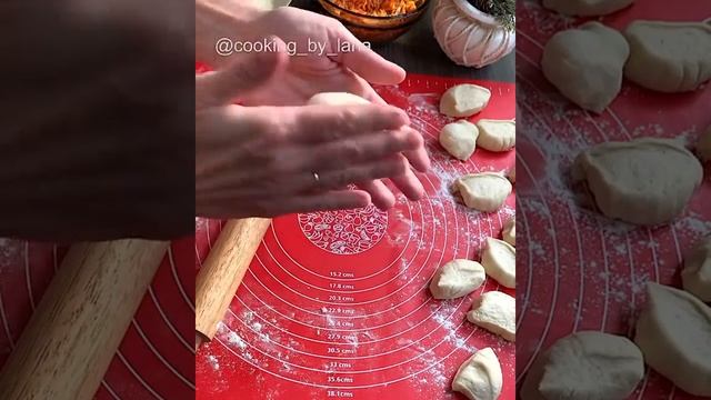 Вкусное дрожжевое тесто на пирожки с сухими дрожжами рецепт #Shorts смотреть онлайн