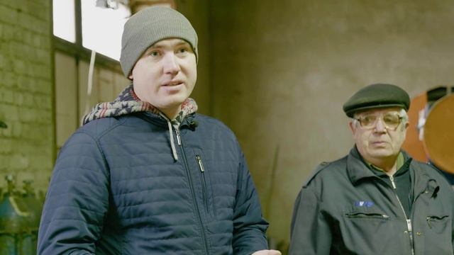 Наші майстри роблять неймовірні вироби з металу для захисників смотреть онлайн