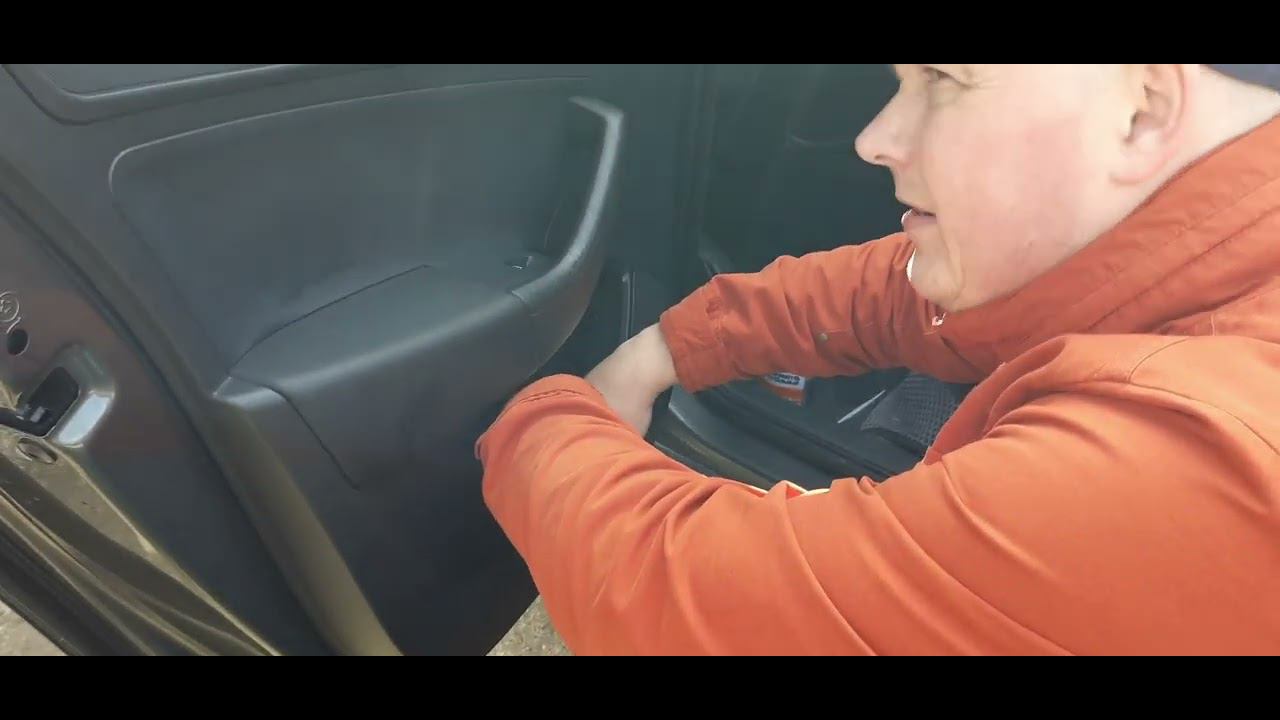 Установка карпета от "Альфа- сфера" в карманы дверей Поло Лифтбек (VW Polo Liftback) смотреть онлайн
