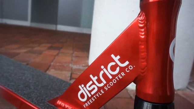 District C-Series C152 Complete Scooter смотреть онлайн