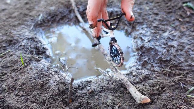 BMX Finger | Dirt jumps and racing | Bmx Cult White | Flick Tricks | Mini sneakers | Nike смотреть онлайн