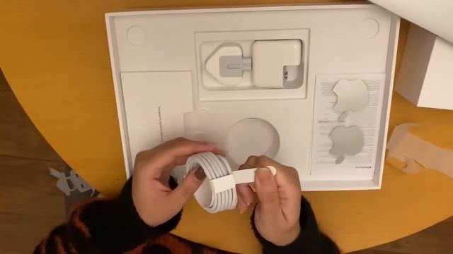 MacBook Air Unboxing 2020 смотреть онлайн