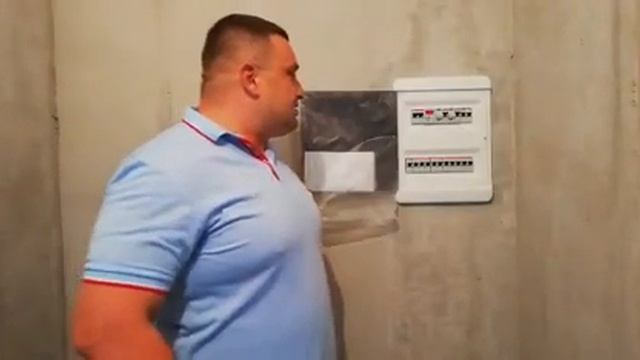 Качественный электрощит в однакомнатной квартире. смотреть онлайн