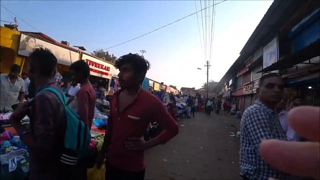 263. Расстаёмся с Богданом! Рынок в Мапусе. Покупаем футболки по 150 рупий. Гоа 2023. смотреть онлайн