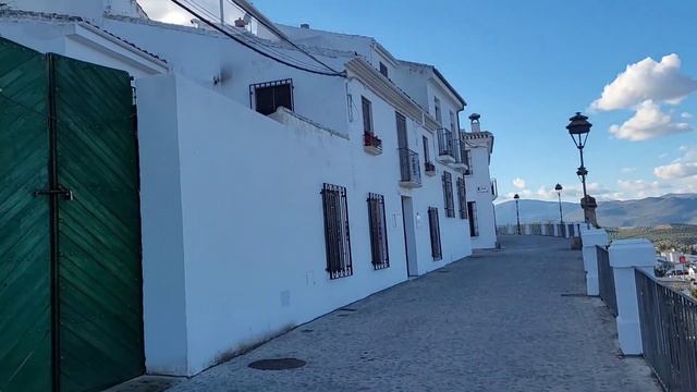 Оливковый океан. Простая испанская деревня. смотреть онлайн